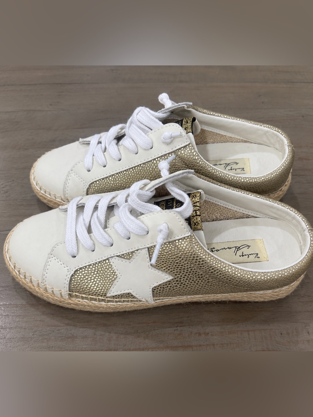 Vintage Havana White Gold Star Espadrille Sneakers Size 8 Metallic